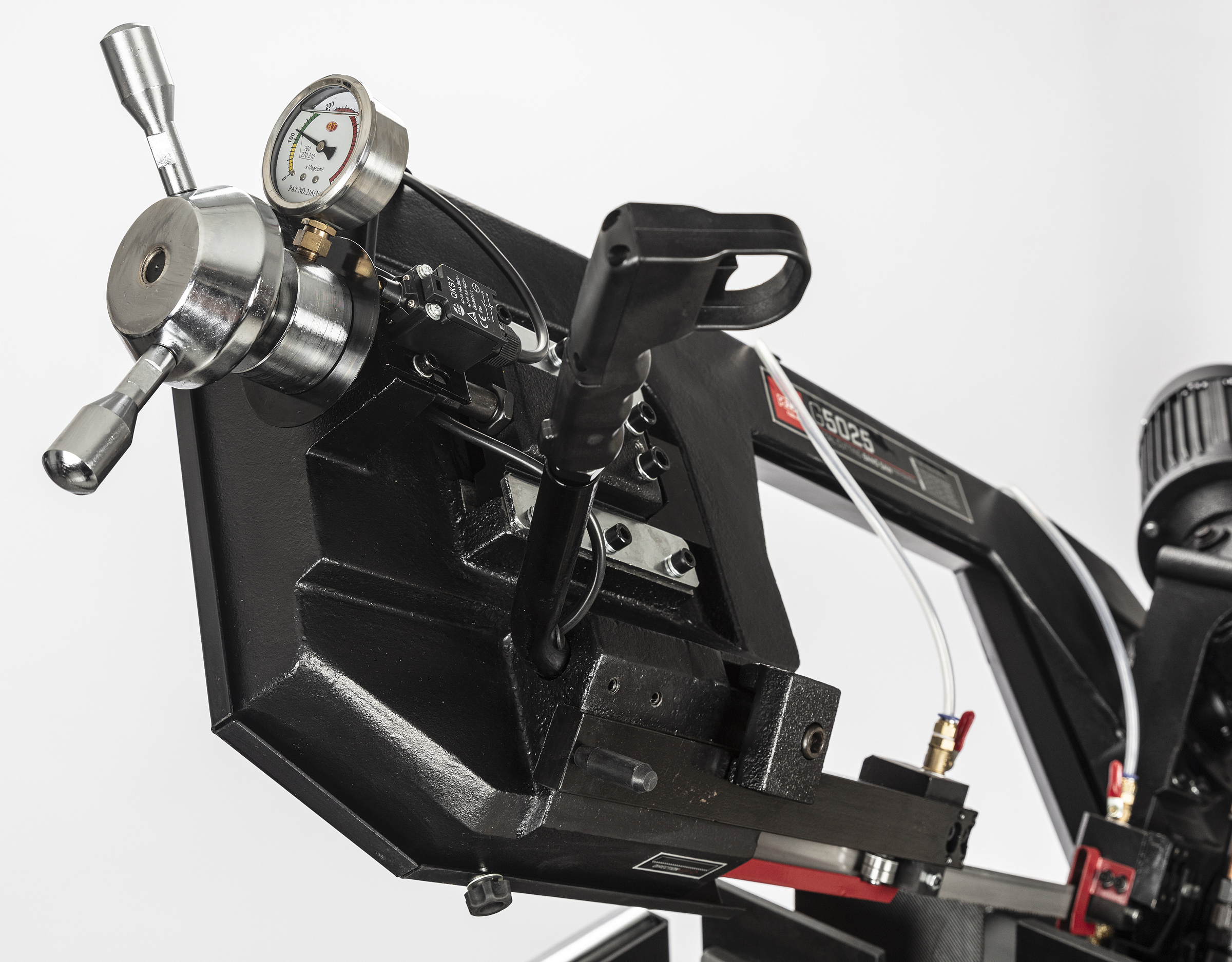 Станок ленточнопильный полуавтоматический промышленный по металлу G5025