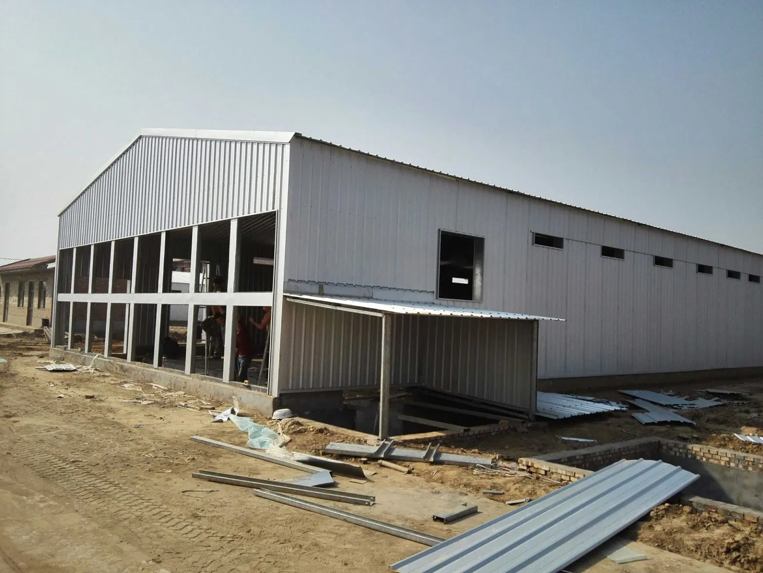 Light Steel Structure Poultry Farming Customizable Chicken House Design Commercial Prefabricated Steel Structures Garage Shed Chicken Coop