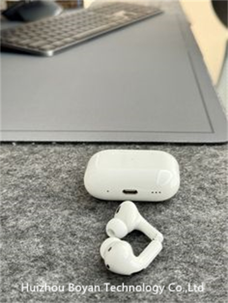 Беспроводные наушники с шумоподавлением и Siri