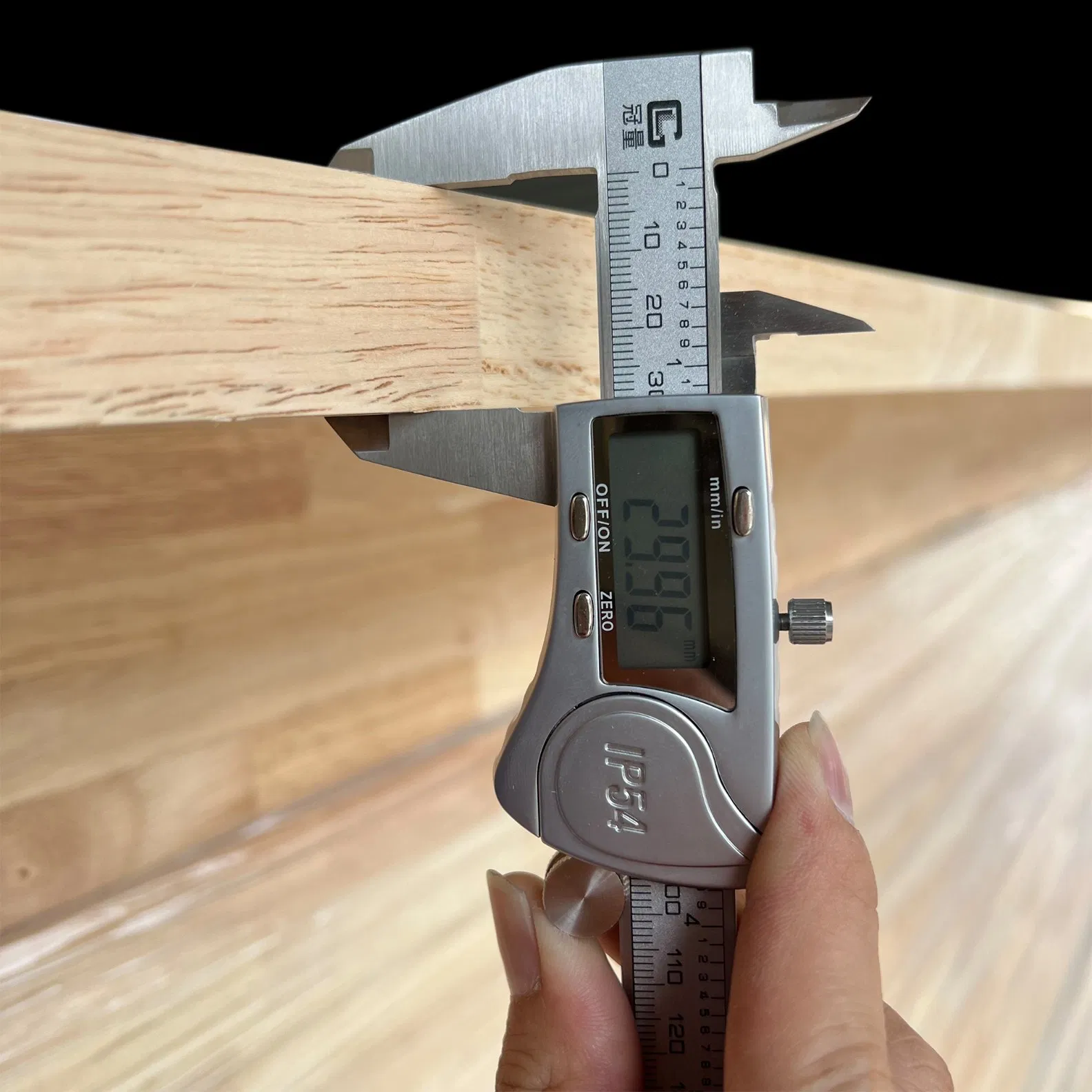 Premium Quality 8-40 mm Oak Finger Jointed Boards for Versatile Applications