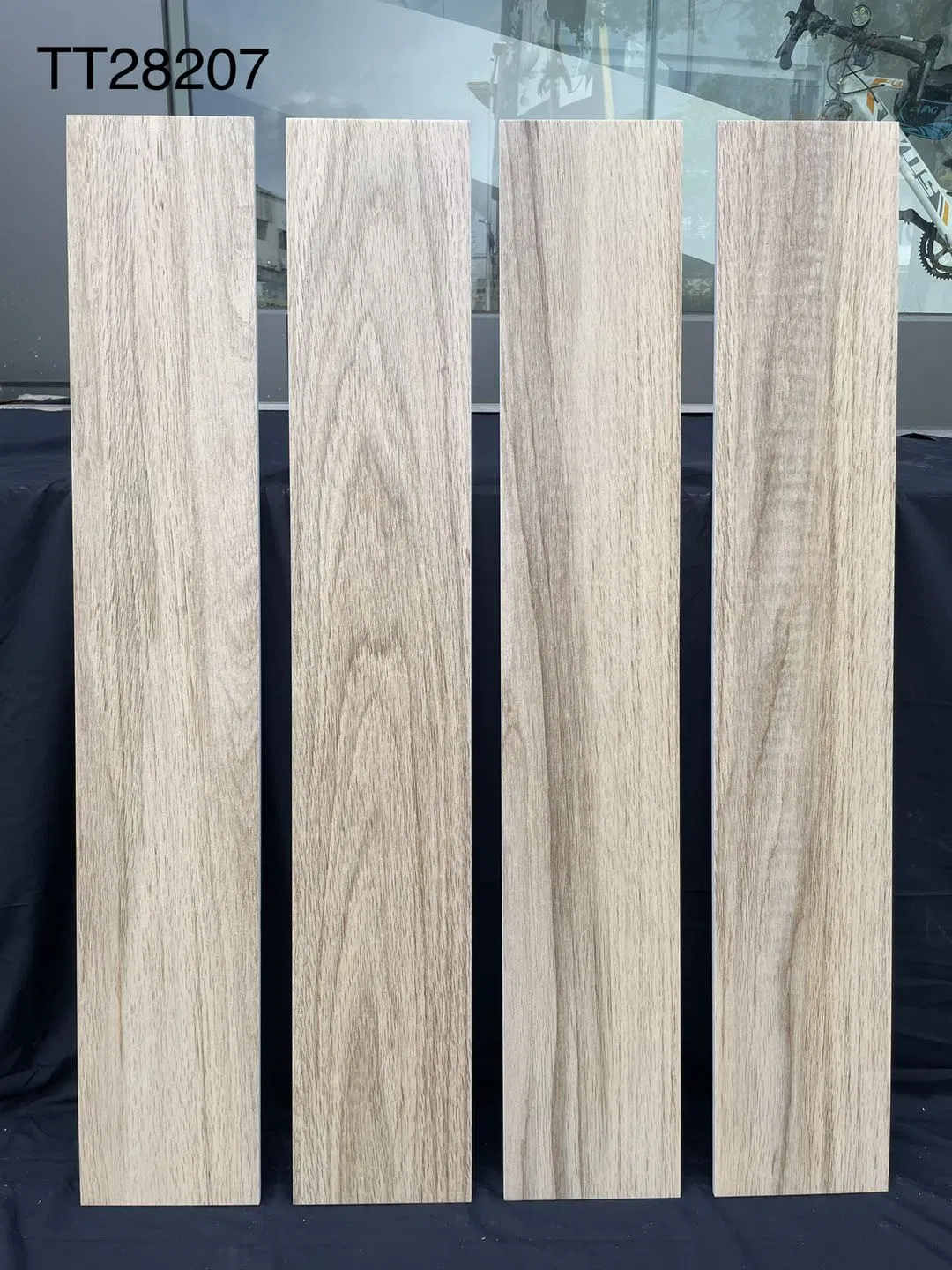 Керамическая плитка под дерево 200x1200 мм