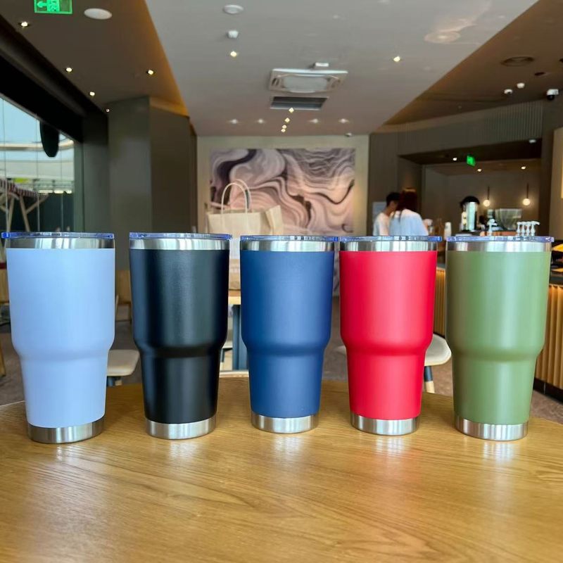 2. Insulated Beverage Tumbler for Hot and Cold Drink Enthusiasts