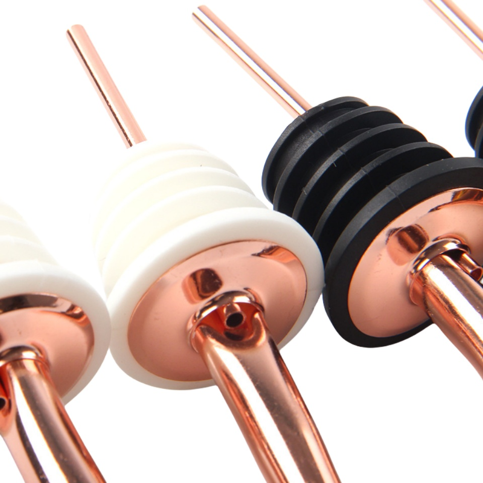 Hot Selling 304 Stainless Steel Classic Glass Bottle Pourers Spout Liquor Pourers