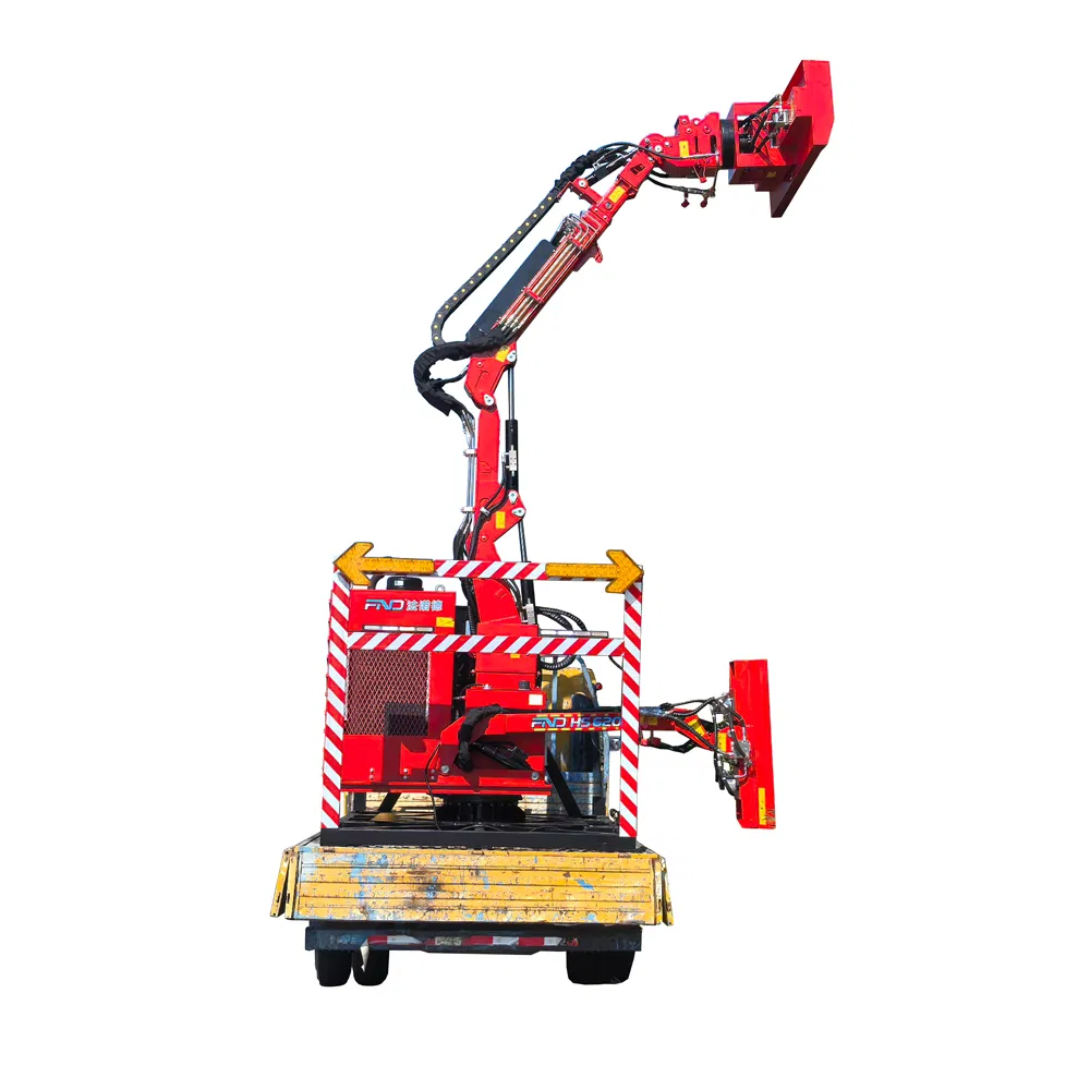 Compact Hydraulic Hedge Cutter for Professional Use with Heavy-Duty Design