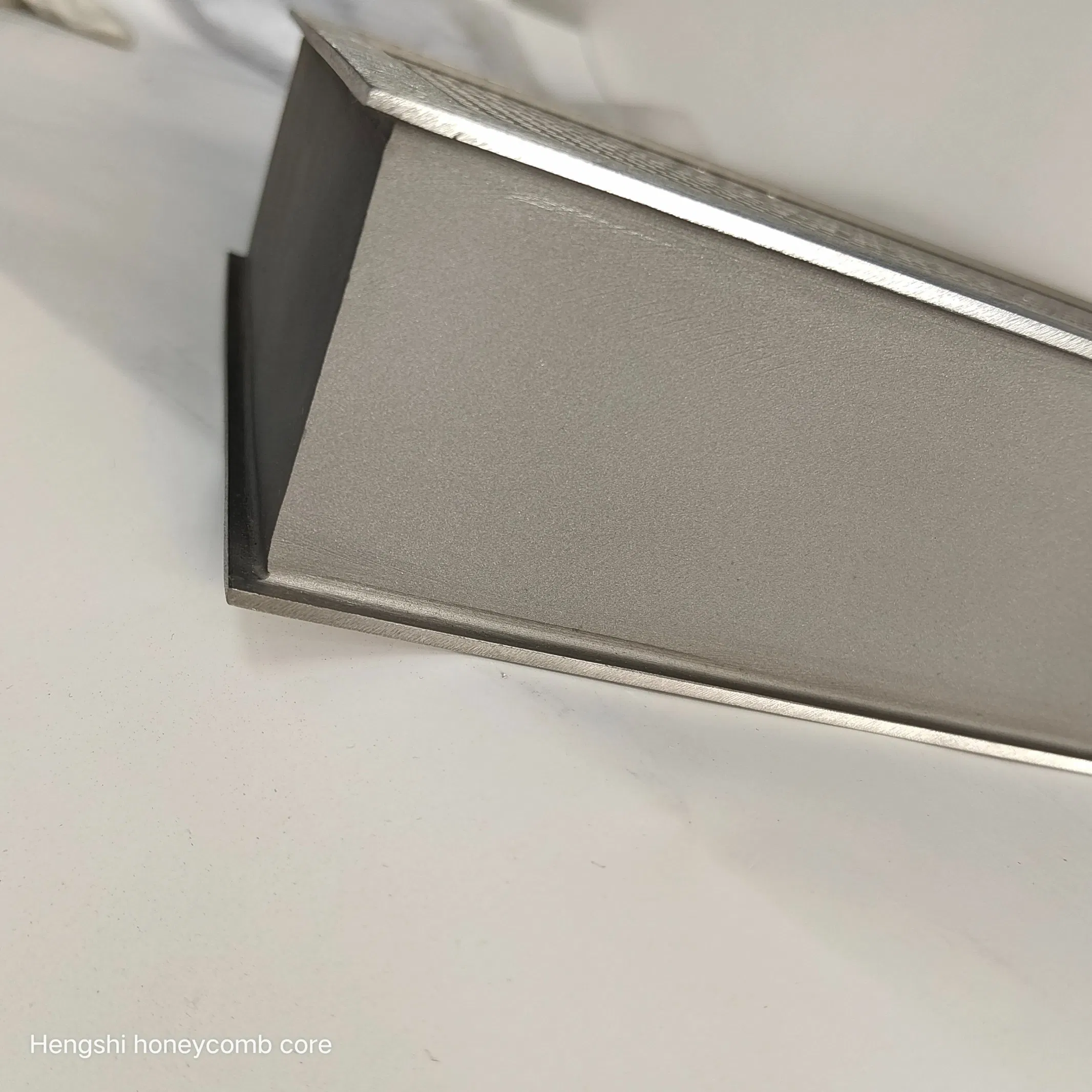 Hengshi High Performance Sand Sprayed Steel Honeycomb Core Panels for EMI Shielding