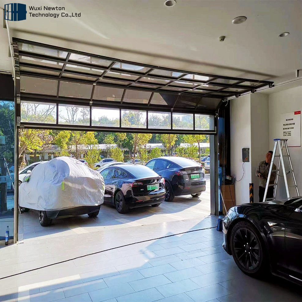 Customized Motorized Panoramic Clear Aluminum Frosted Glass Sectional Garage Door