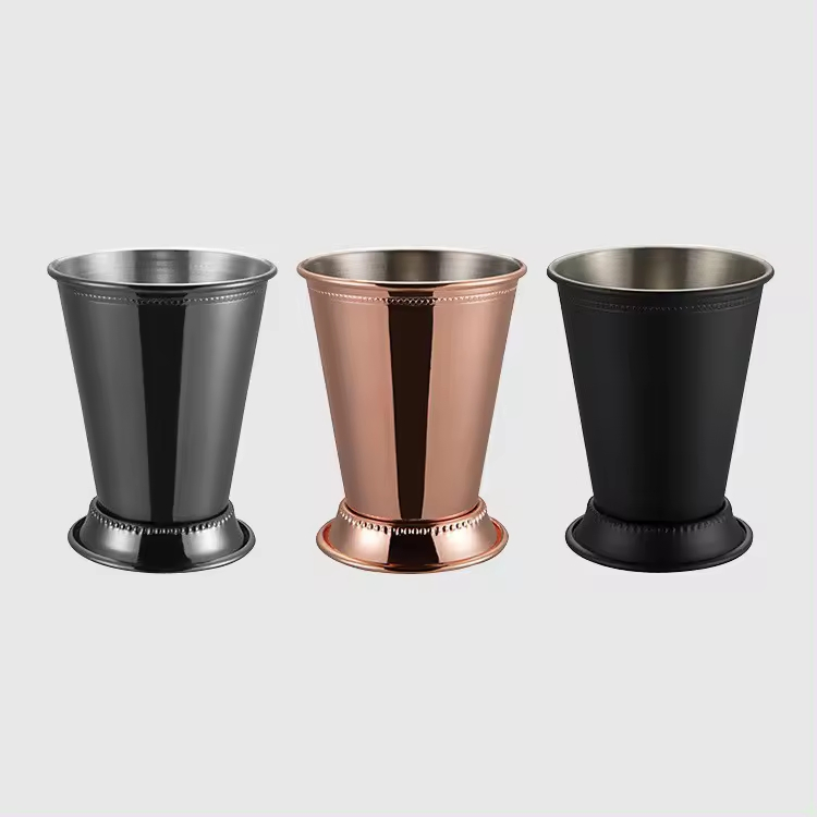 Стальной бокал для коктейлей 350 мл, золотое покрытие