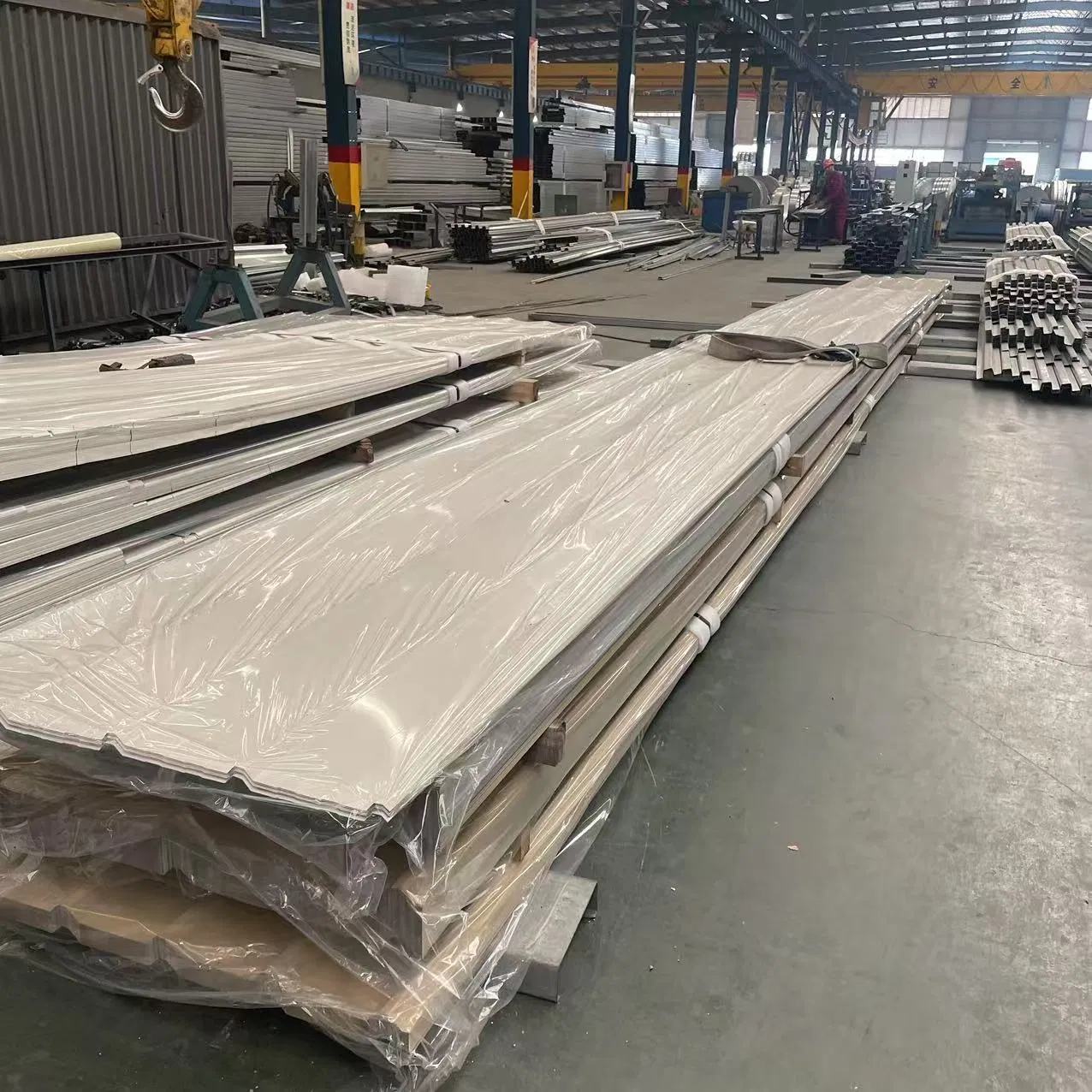 Premium-Quality Color Steel Tile for Reliable Water Drainage