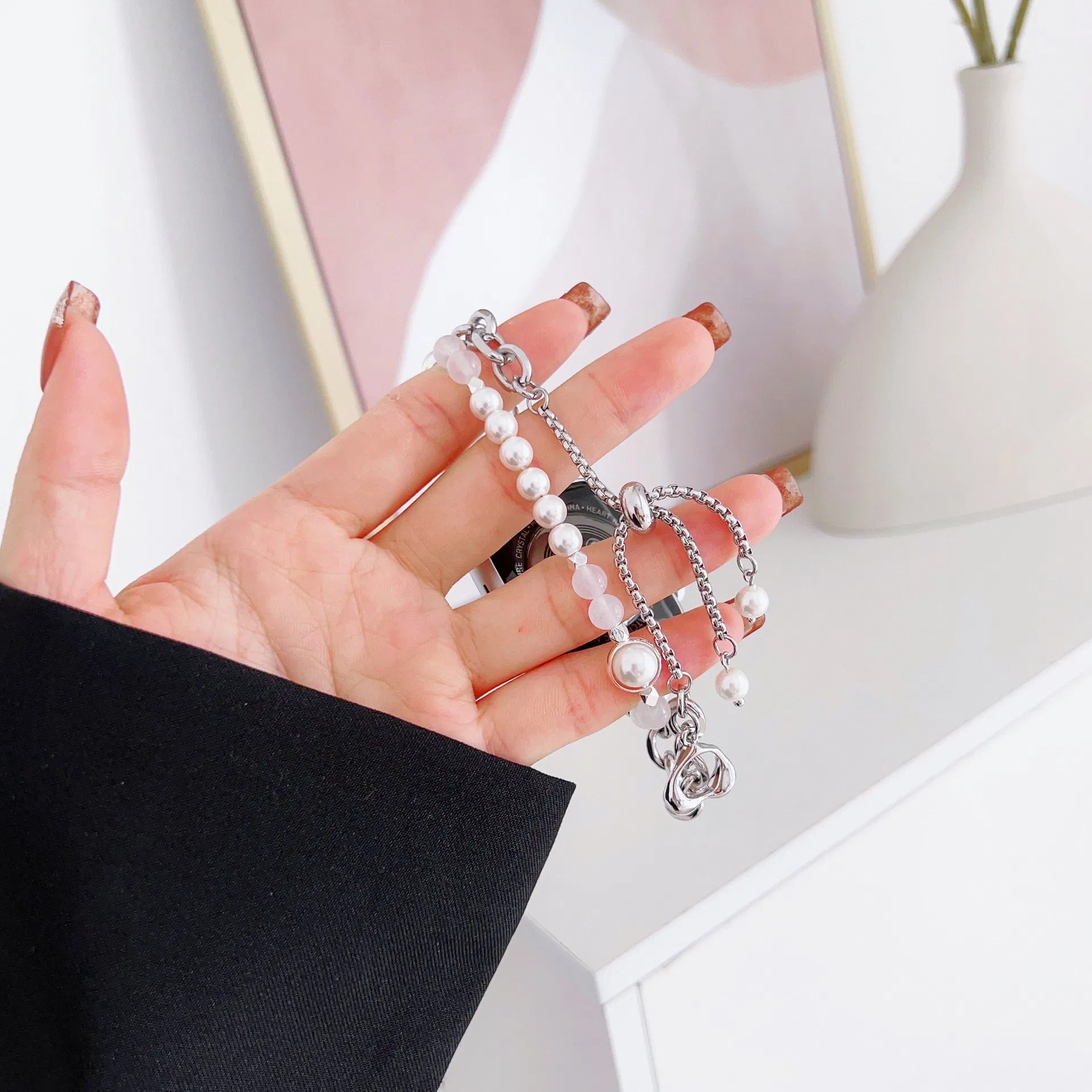 Mermaid Love Pearl Retractable Chain I Watches 9 Generation Se Watch Strap