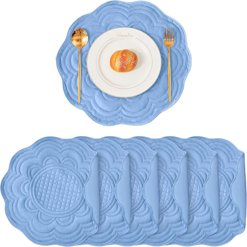Versatile Non-Slip Table Mats: Easy to Clean and Fold
