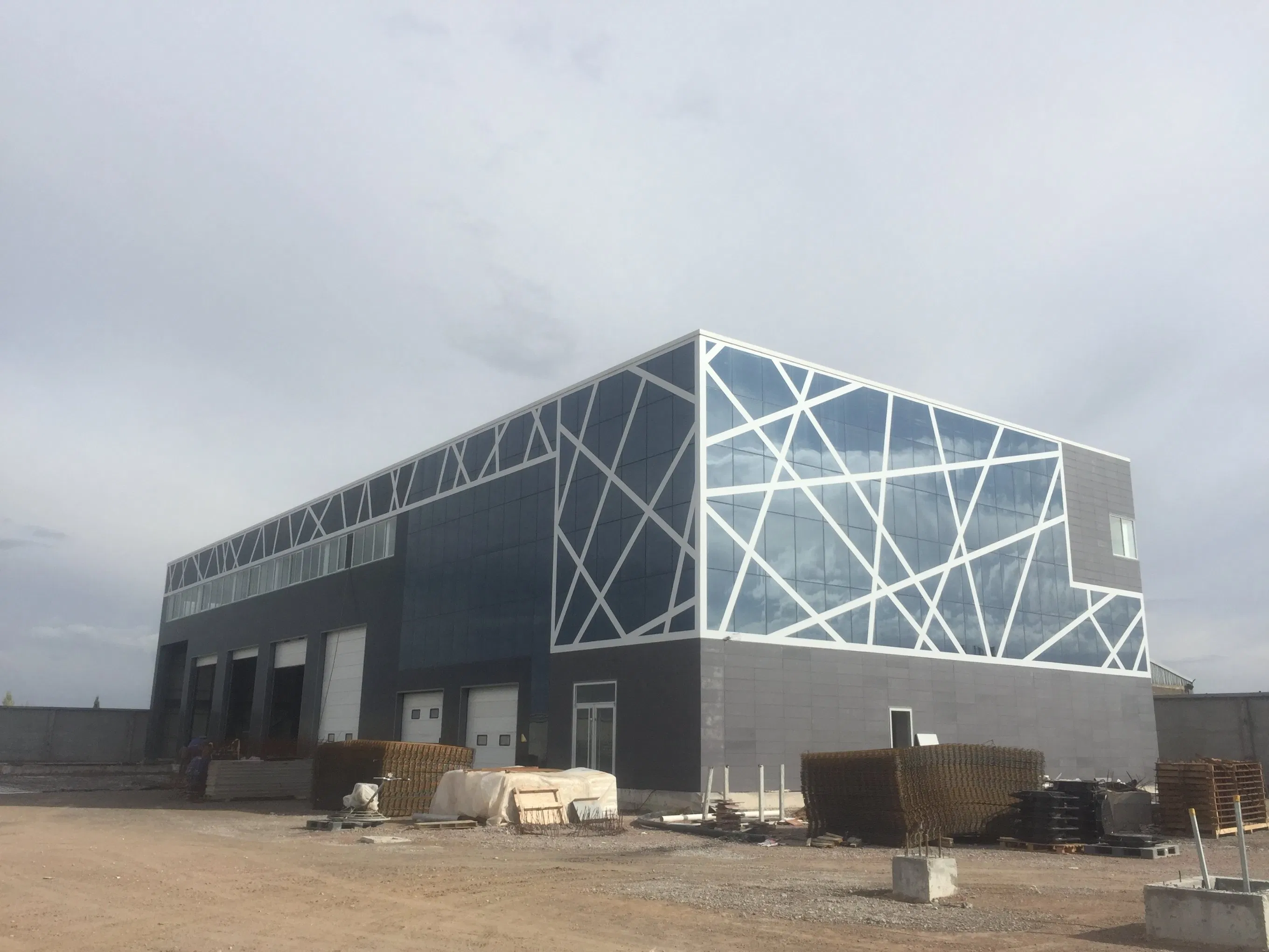 Cheap High-Quality Steel Structure Warehouse with Customizable Color and ISO9001 Certification