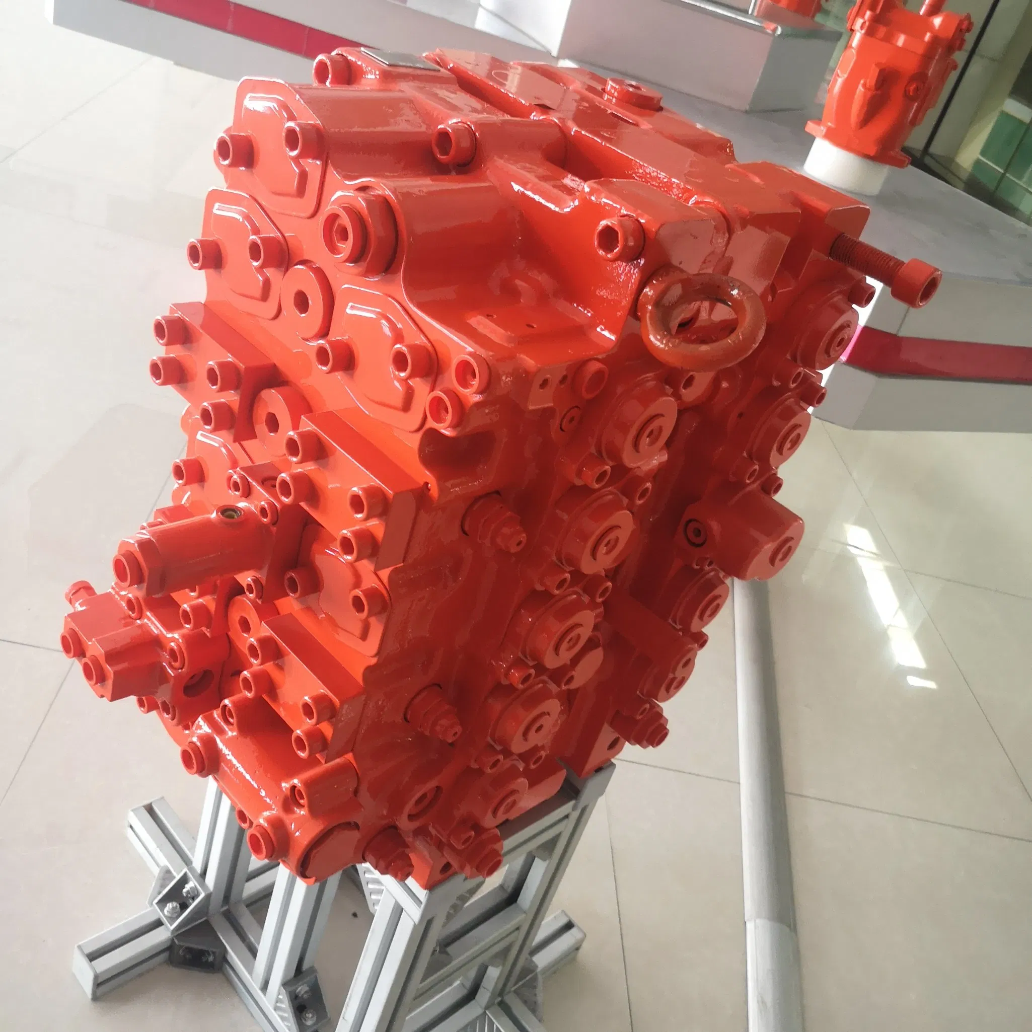 Гидравлический клапан VM40/UK36 для экскаватора