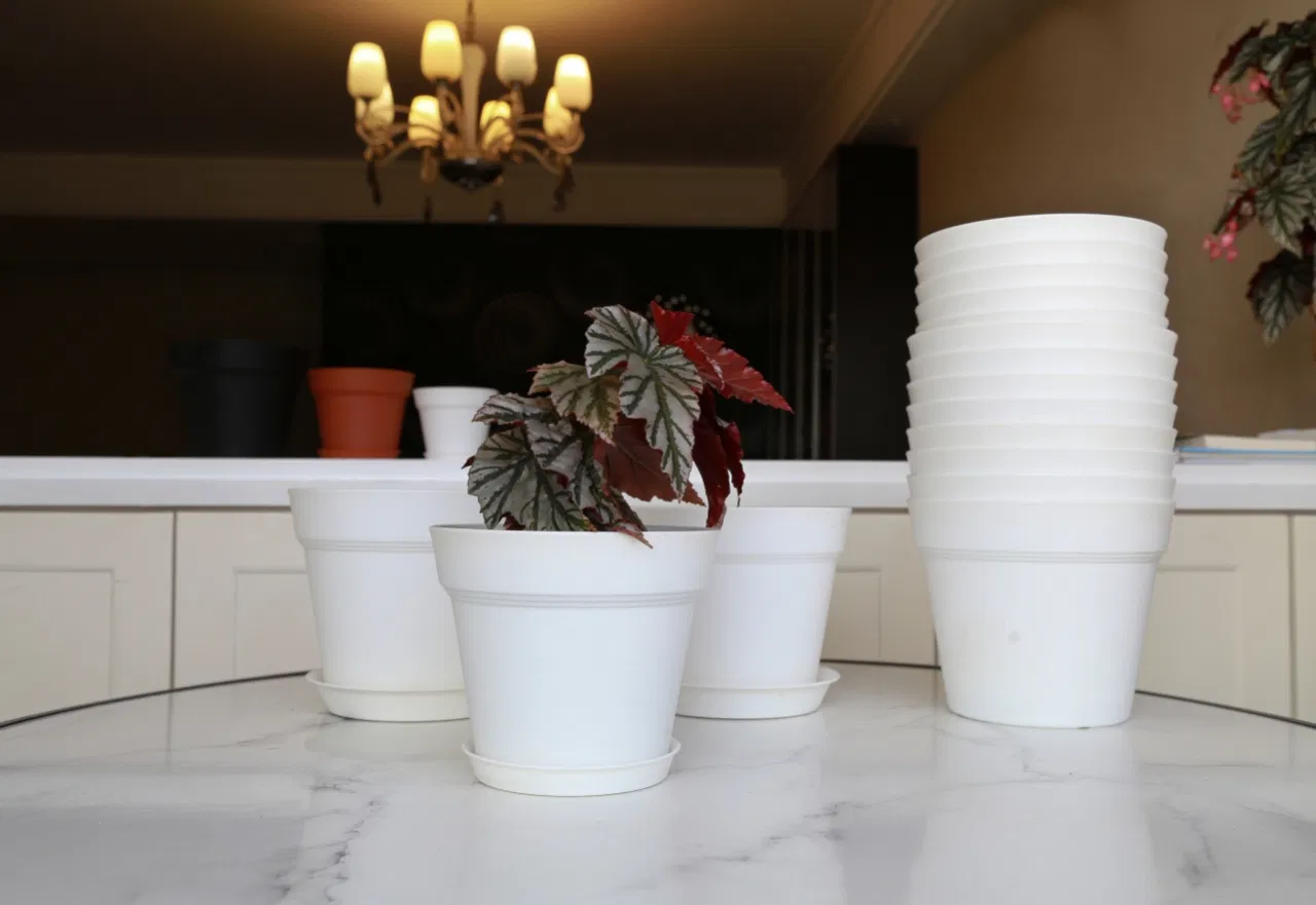 Прочные круглые горшки для растений из пластика PP