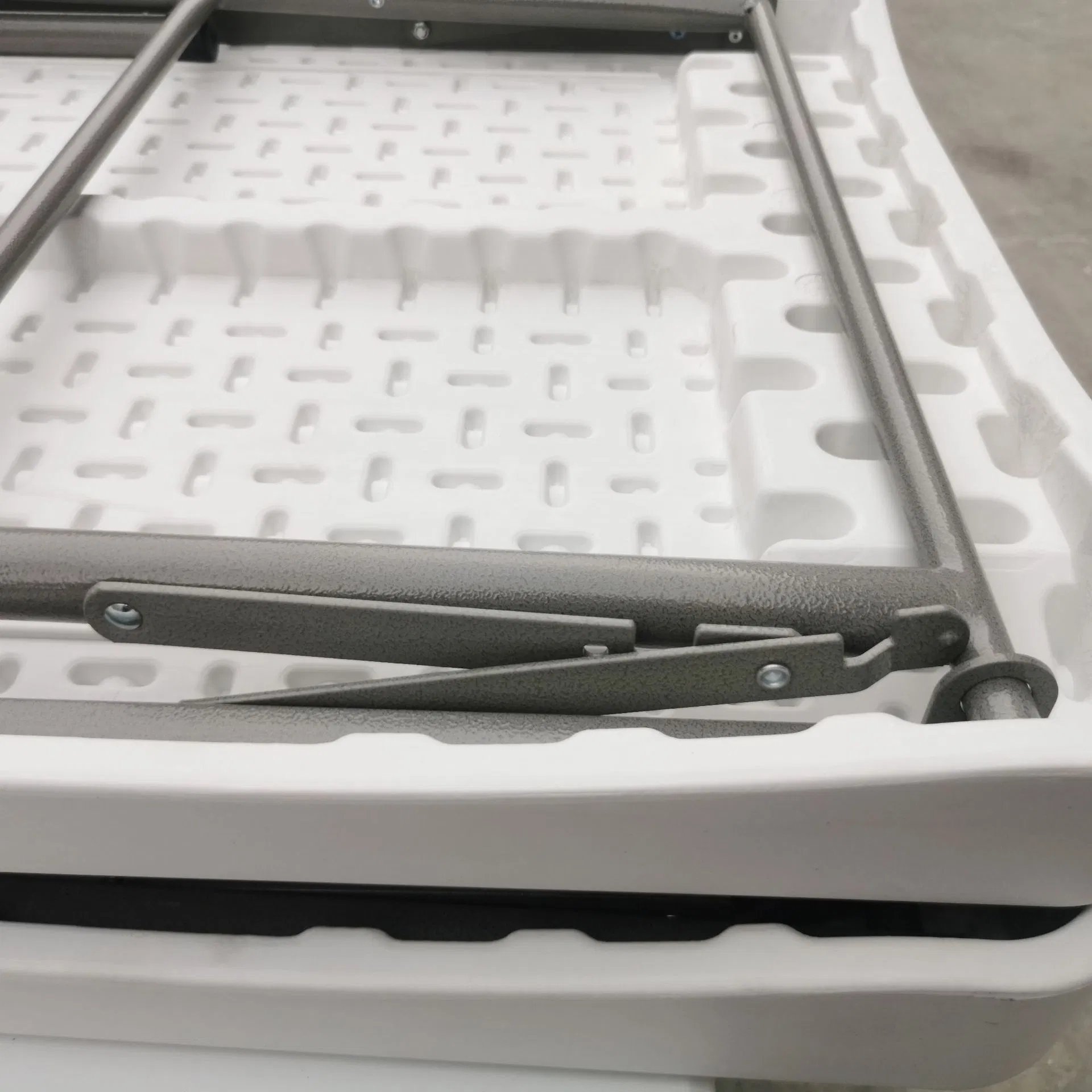 Hpde Outdoor Camping Plastic Folding Beer Table and Chair Set