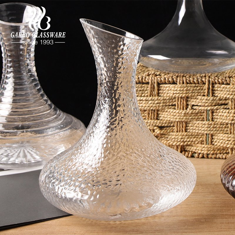 Handmade Classic 1700ml Glass Red Wine Decanter with Honeycomb Engraved