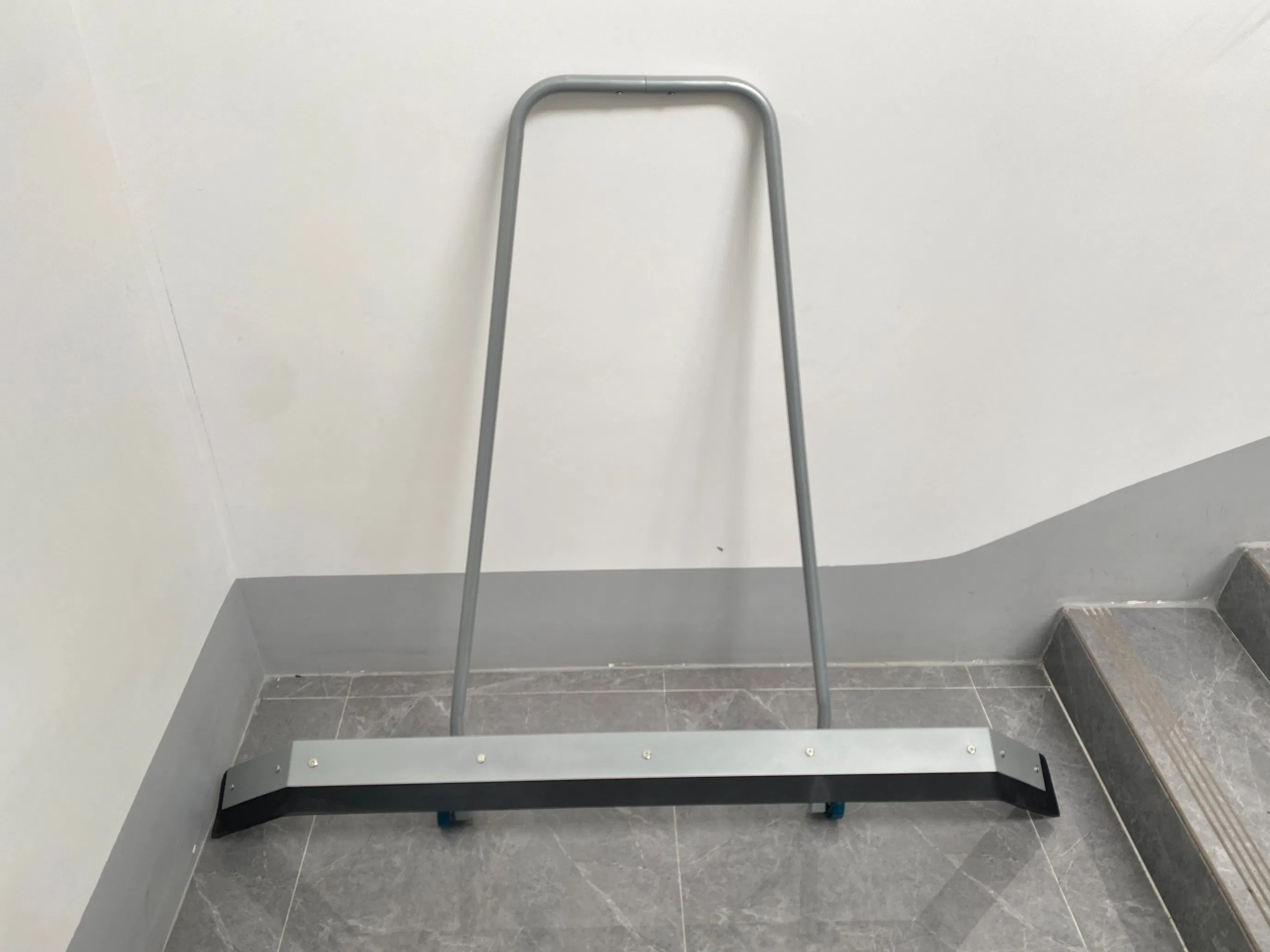 Tennis Court Glass Wiper Cleaning Tool