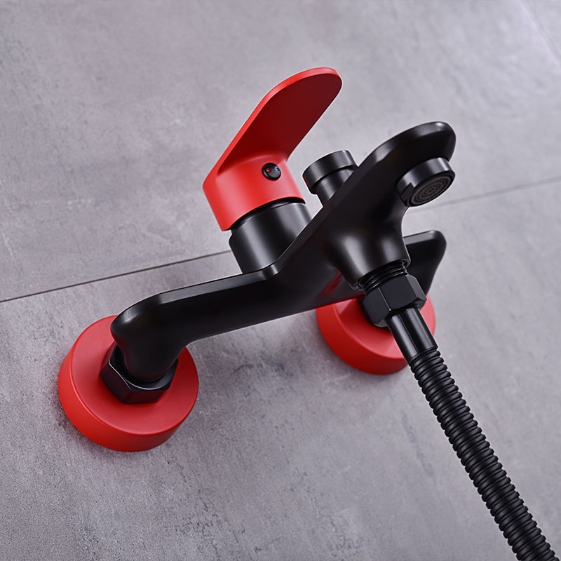 Factory Supplier Sanitary Ware Simple Wall Mounted Brass Bathtub Faucet