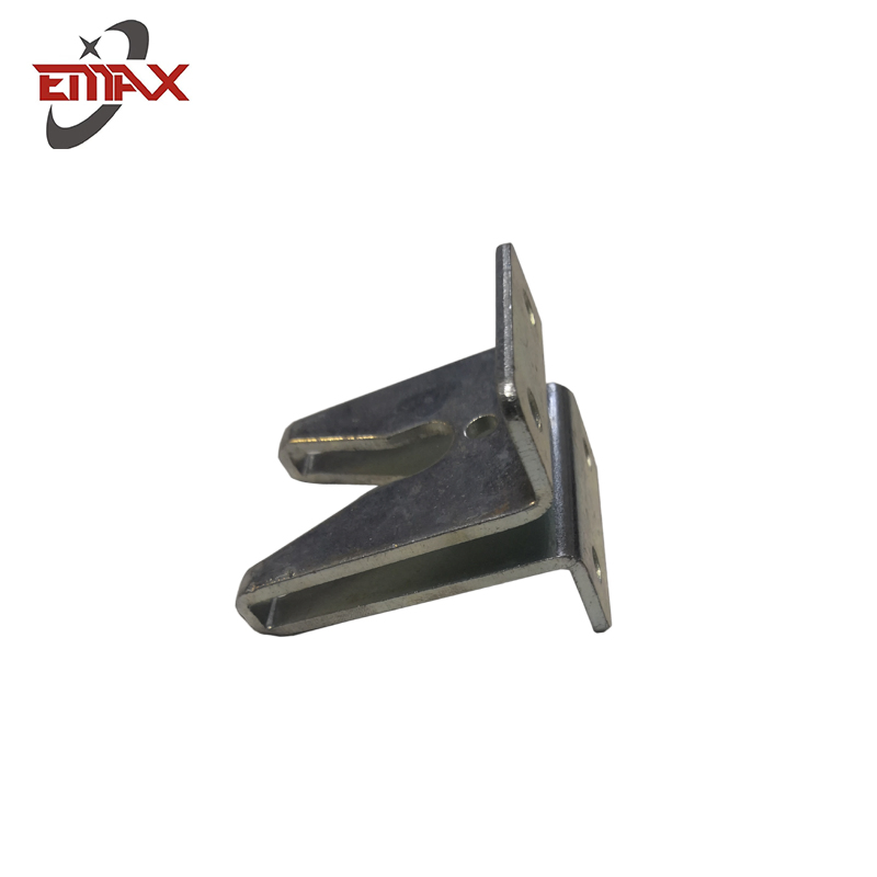 Кронштейн треугольный металлический для мебели и проекторов