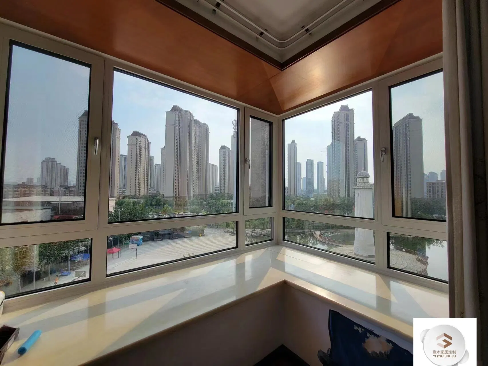 China Manufactuer Glass PVC UPVC Aluminum Invisible Screen Casement Sliding Window