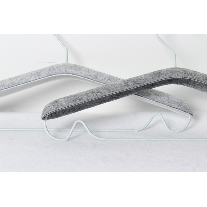 New Design Coat Hanger Thermoforming Pet Felt Customized Color Size Non Woven Clothes Hangers for Home Wadrobe