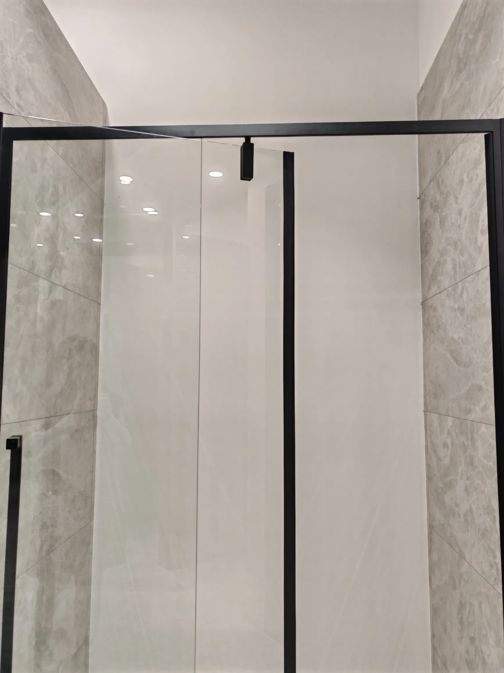 Classic Bathroom Shower Enclosure with Frosted Glass and Hinge Door