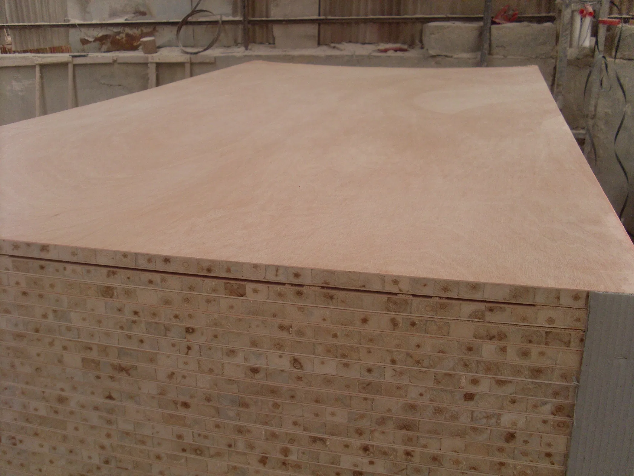 Okoume Blockboard 19mm with Falcata Core