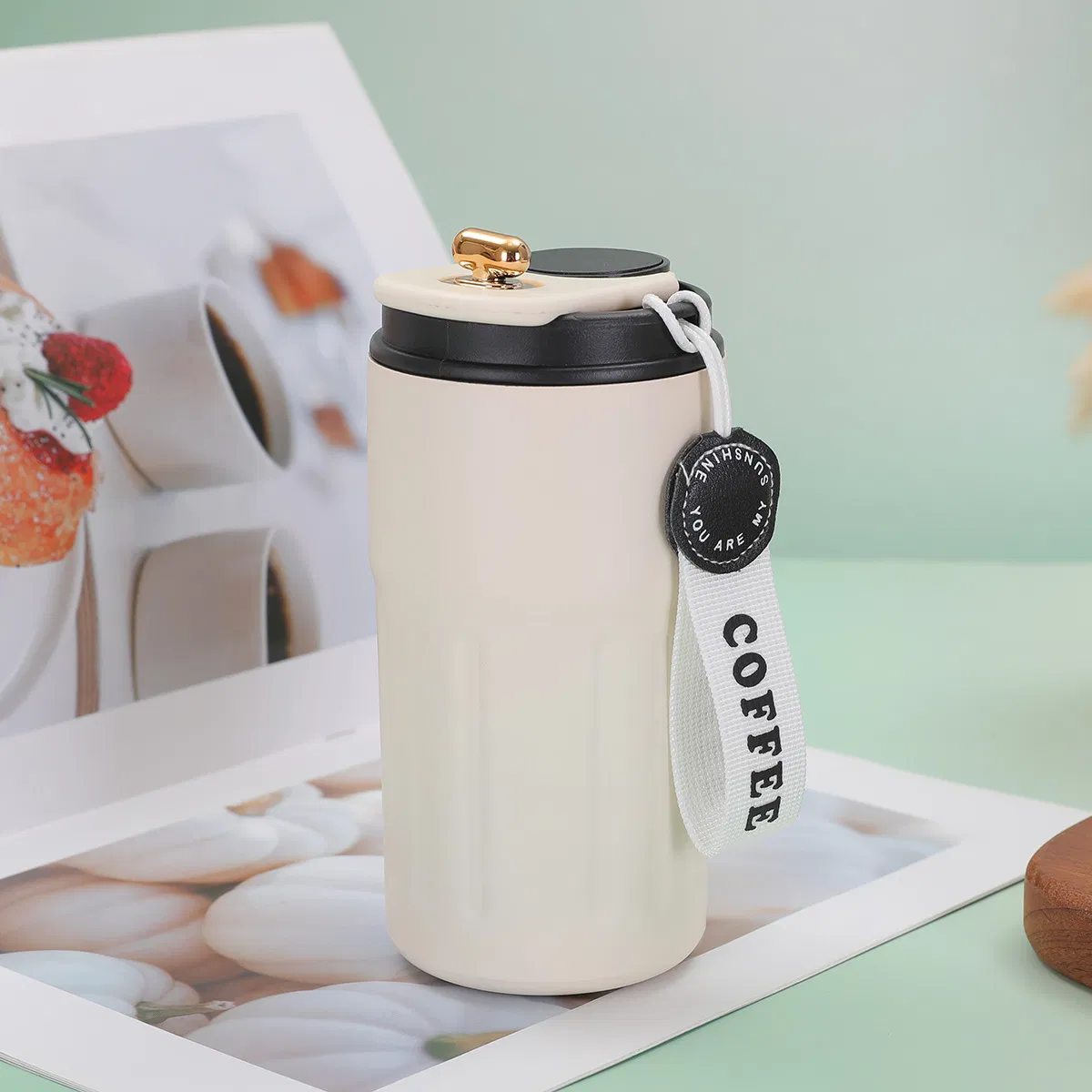 LED Display Smart Coffee Cup with Strap 316 Stainless Steel Portable Vacuum Flask Water Bottle Thermo Multifunctional Double Wall Custom Coffee Mug