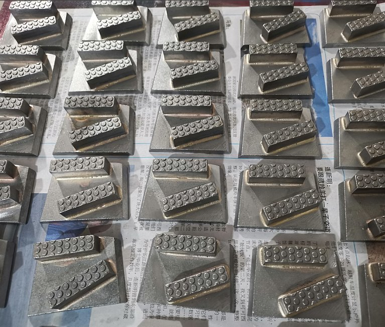 Алмазный сегментный диск для шлифовки бетона Blastrac Diamag