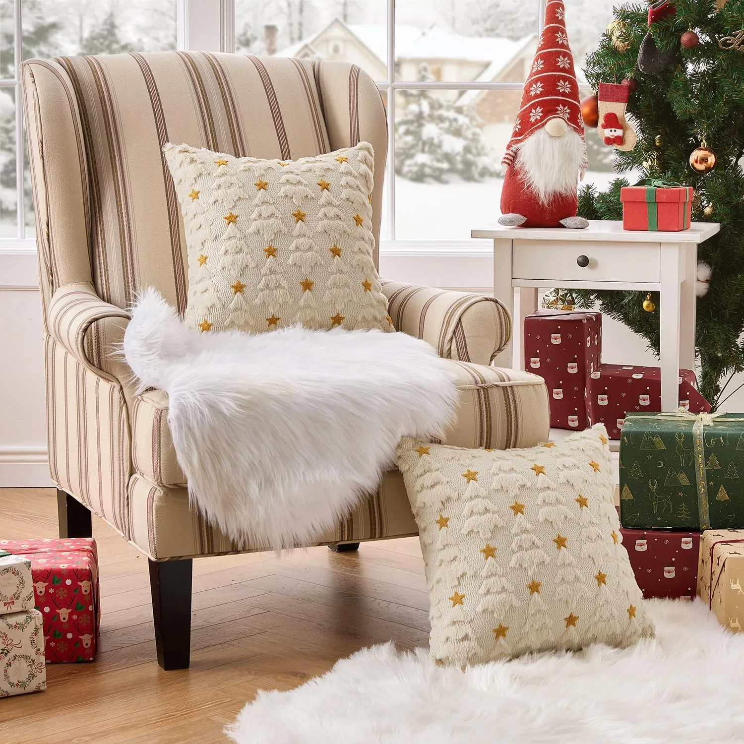 Christmas Pillow Covers, Beige Christmas Tree Plush Faux Fur Pillowcases Soft Decorative Throw Pillow Cases for Couch