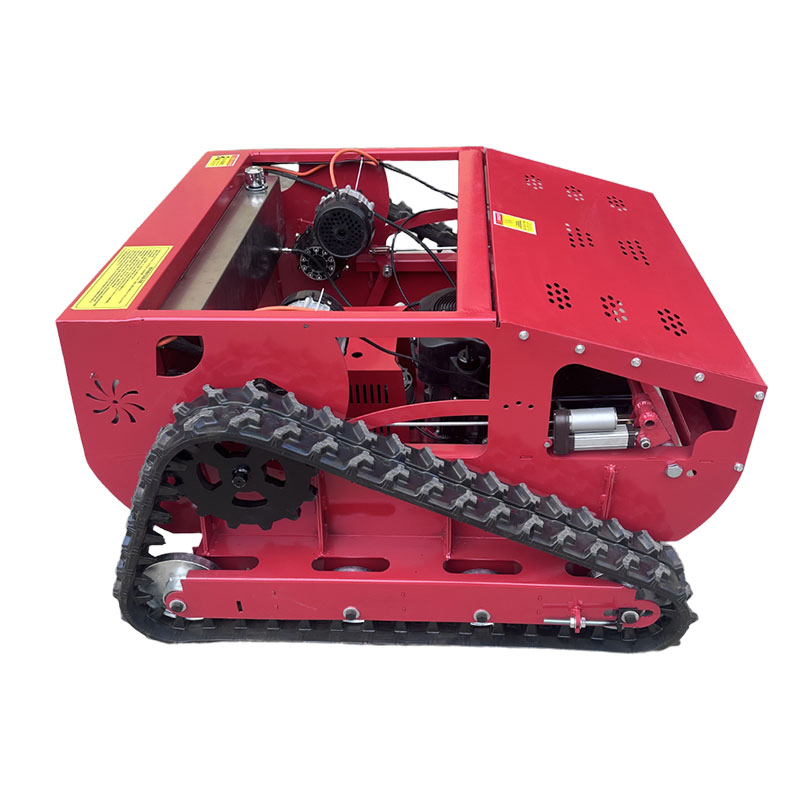 Робот-газонокосилка на гусеницах с дистанционным управлением