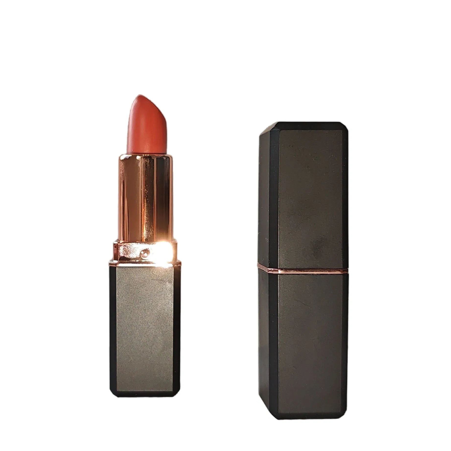 Unique Lip Colors Tailored for International Market Leaders