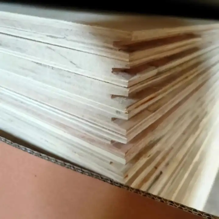 18mm Tongue and Groove Pine Plywood for Construction Grade