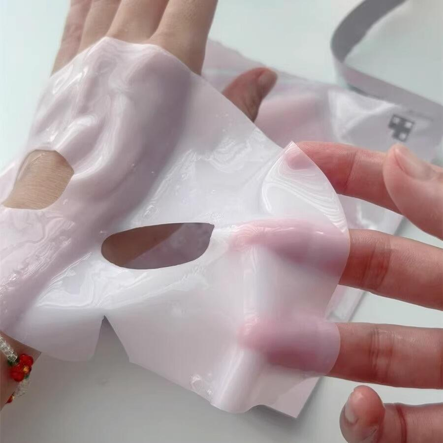 Cosmetic Facial Mask Natural Skin Care Revitalizer Moisturizing Nourishing Mask Whitening All Skin Types Customized Private Label Brightening Face Mask