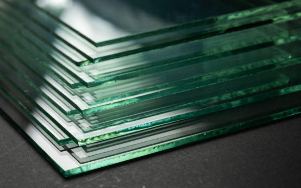 Electrically Insulating 4mm/6mm/10mm/19mm Flat/Curved Borosilicate Glass for Electronics/Power Equipment Price