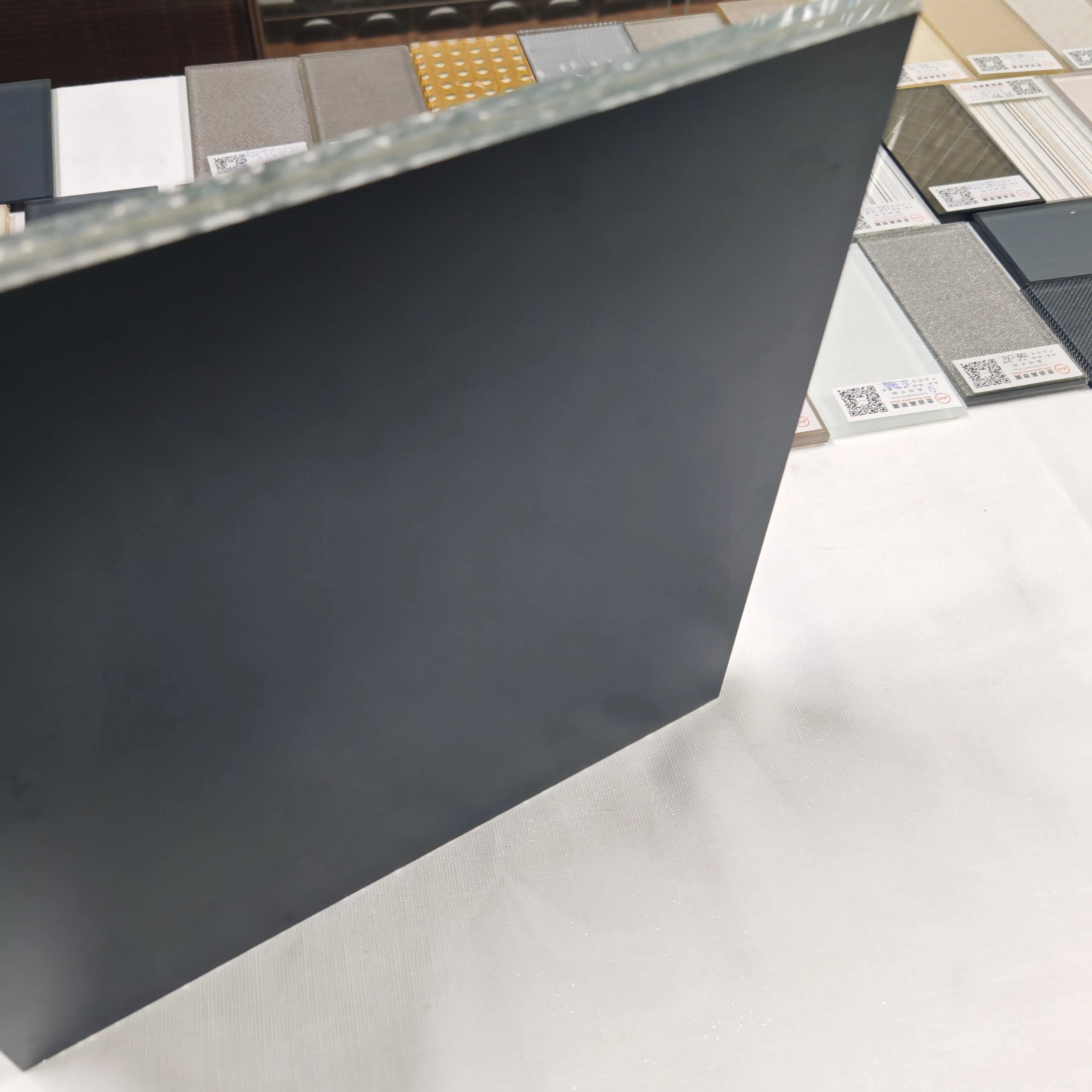 Premium Panels of Laminated Glass for Contemporary Home Fashion