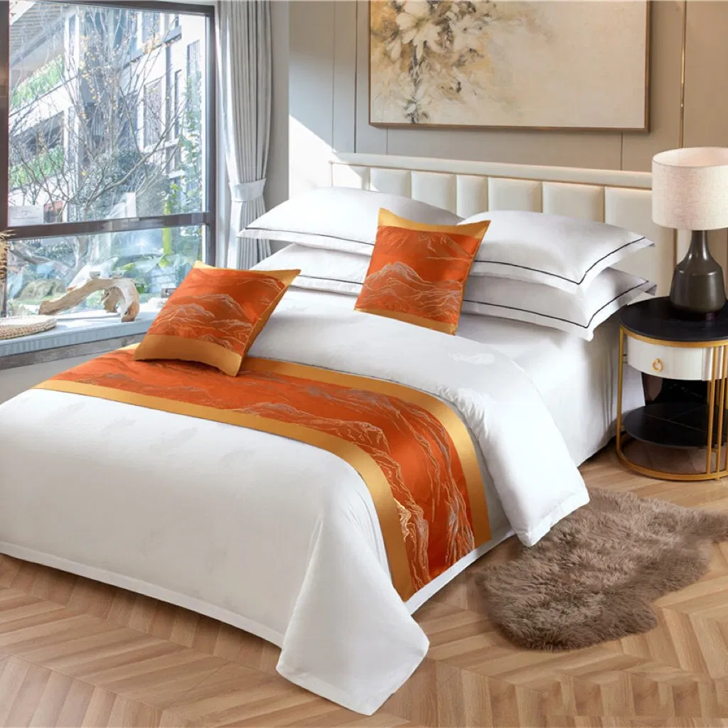 Molee Customized Polyester King Sheet Set Bed Runner Design Hotel Bedding Bed Flag