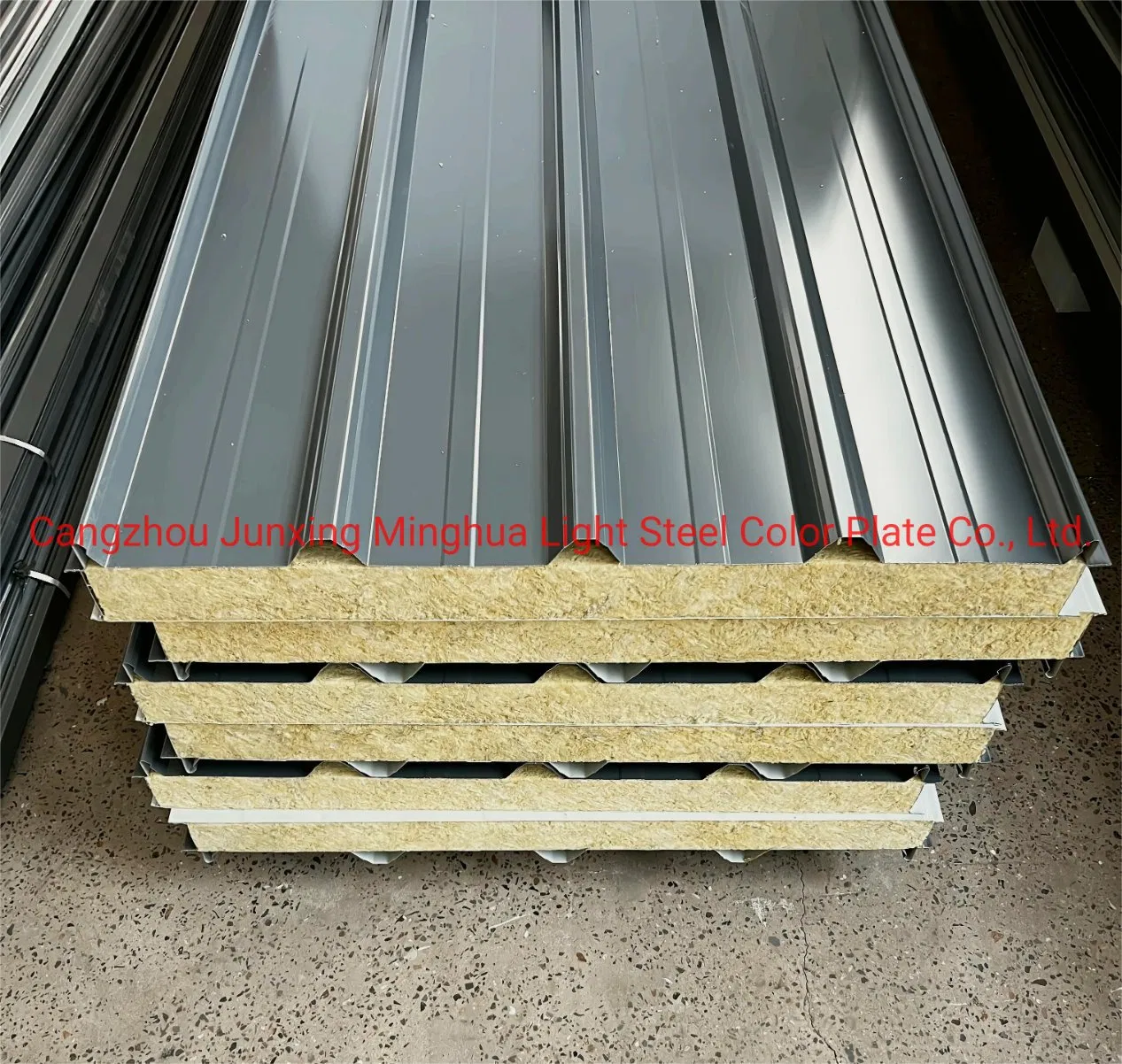 Factory Price Environmental Economical Customized Wall Insulation Color Coated Steel Rockwool Roof Sandwich Panel for Poultry House