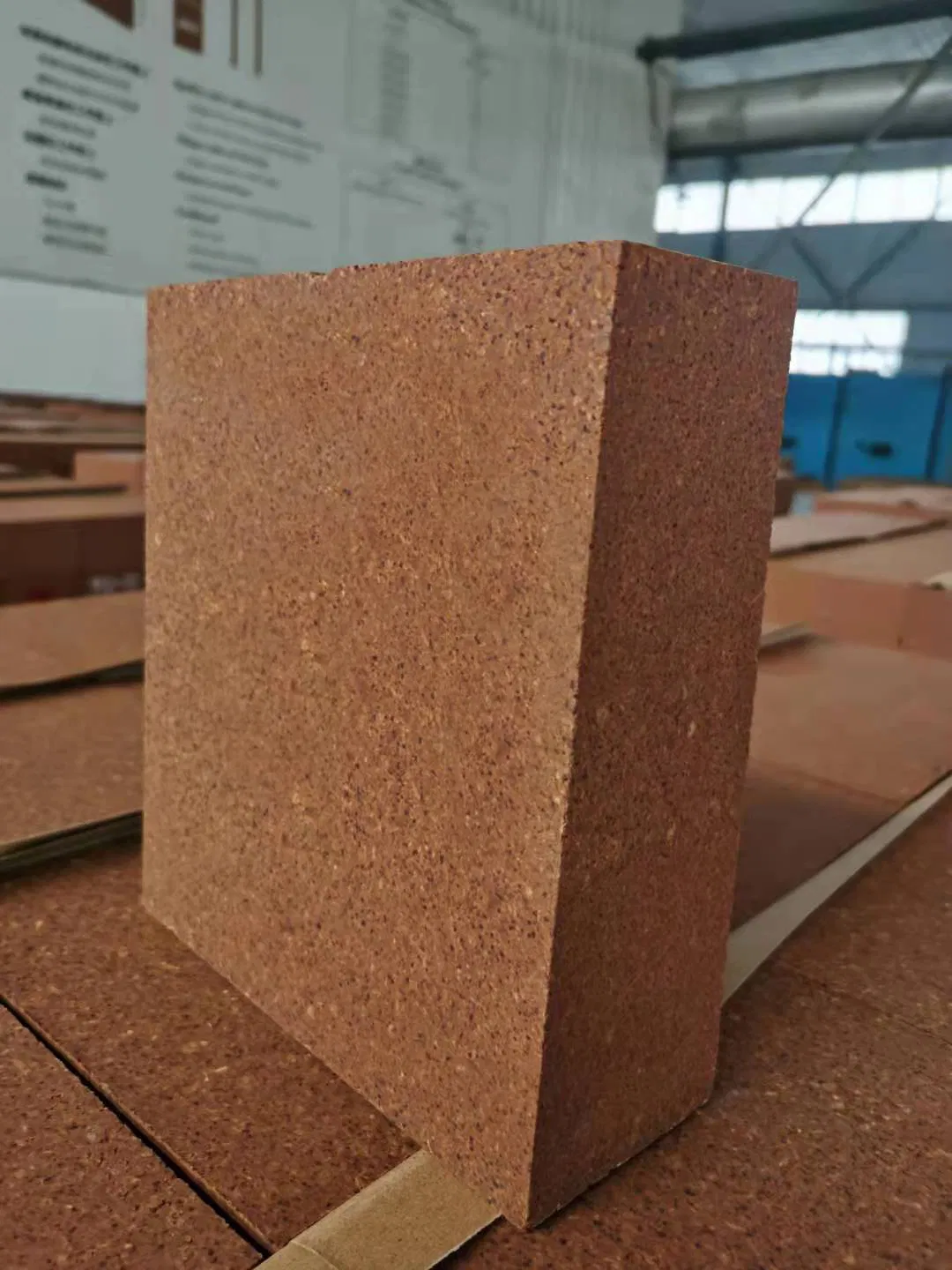 Огнеупорный кирпич Magnesia Hercynite Spinel