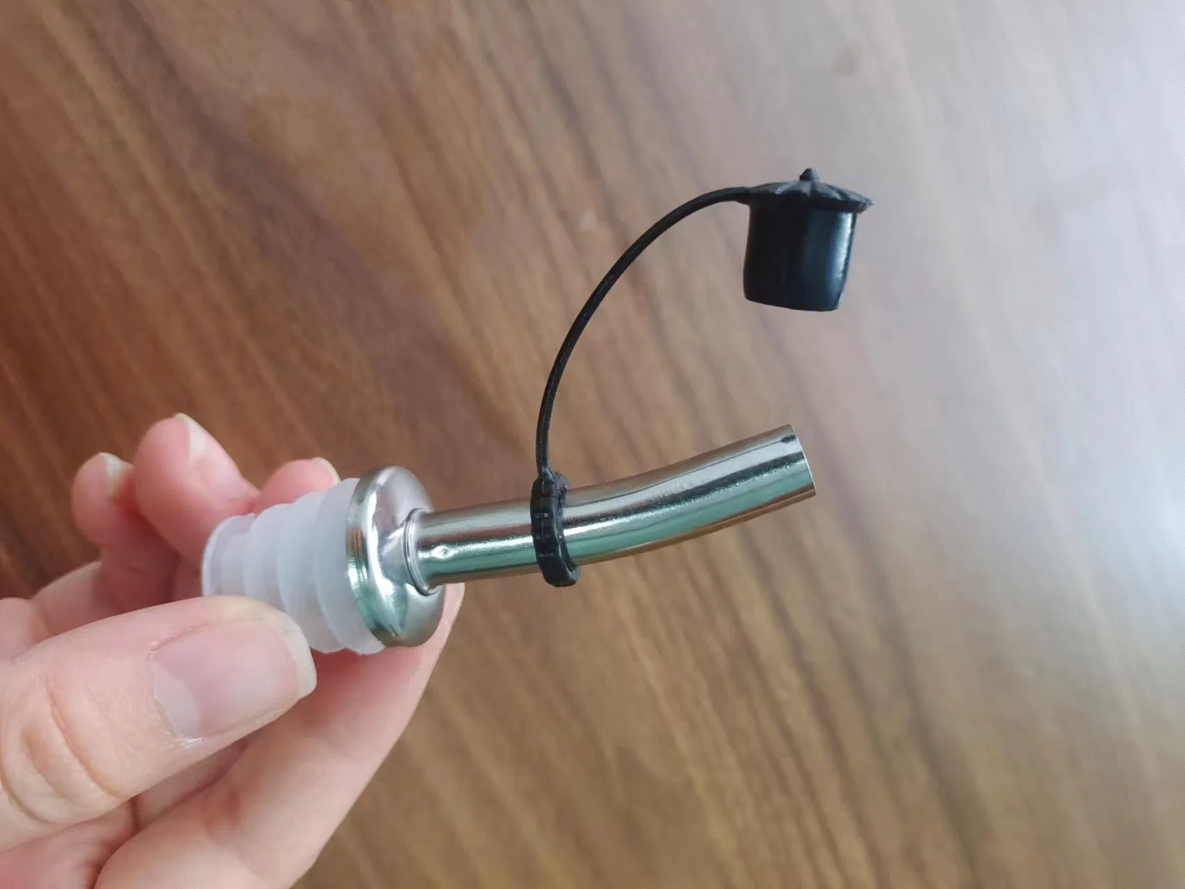 Wholesale Stainless Steel Seasoning Bottle Stopper for Home and Events