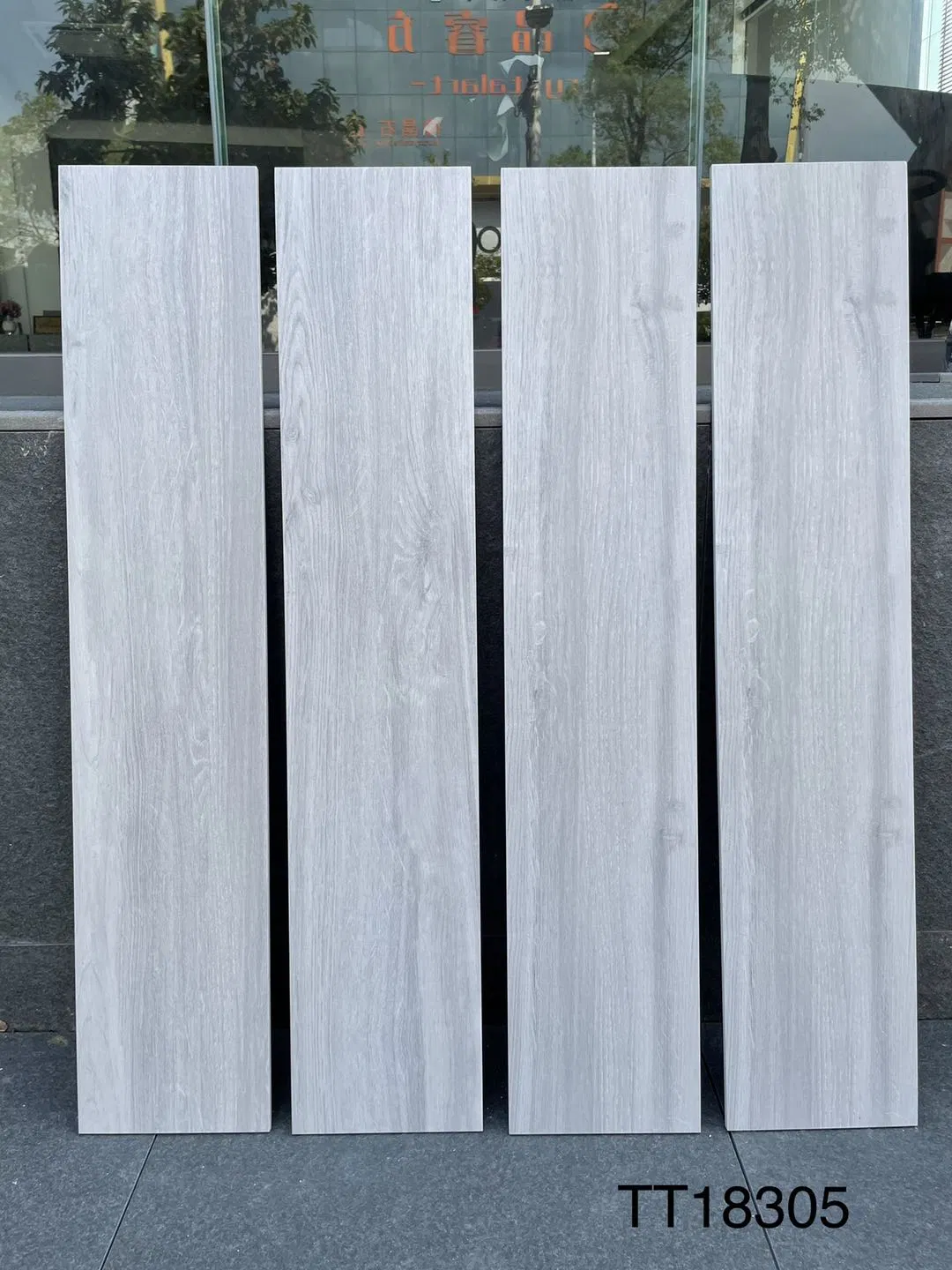 Керамогранитная плитка под дерево 200x1000 мм, противоскользящая