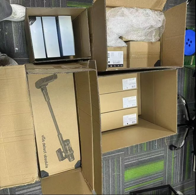 Potable Handheld Ds V15s Self Emptying Robot Vacuum Cleaner Hot Sales for Original V15 Gen5 Detect Absolute for Use Advanced Custom