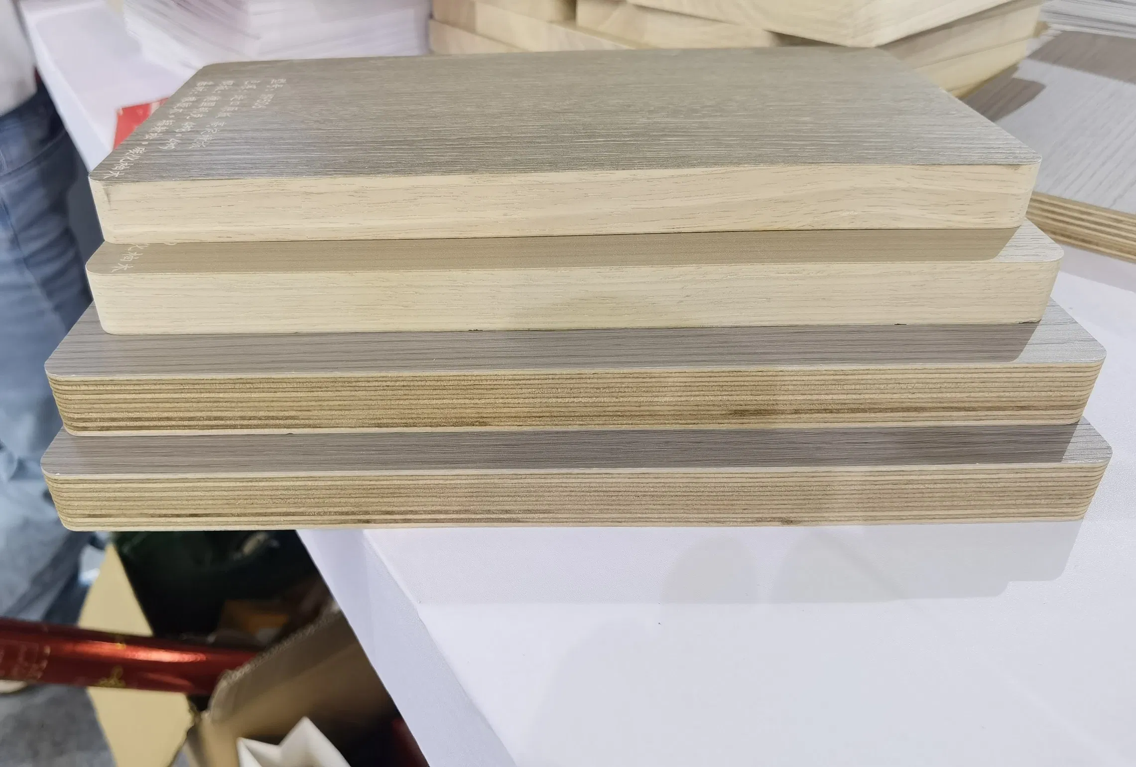 New Design Manufacturer Hardwood Decoration Material Engineered Wood Wood Board 2440*1220*18mm Finger Jointed Boards