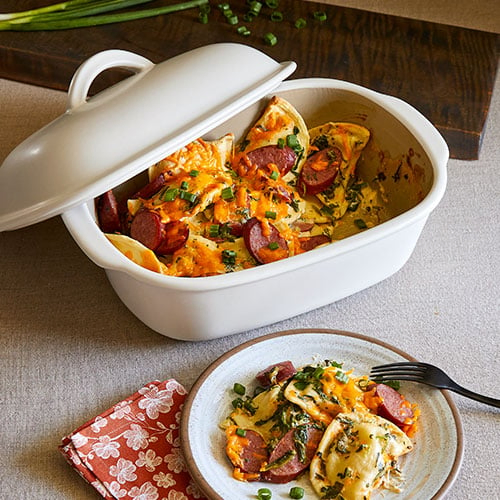 White Glaze on Surface Stoneware Deep Covered Bakeware with No Inner Glaze for Home Chefs