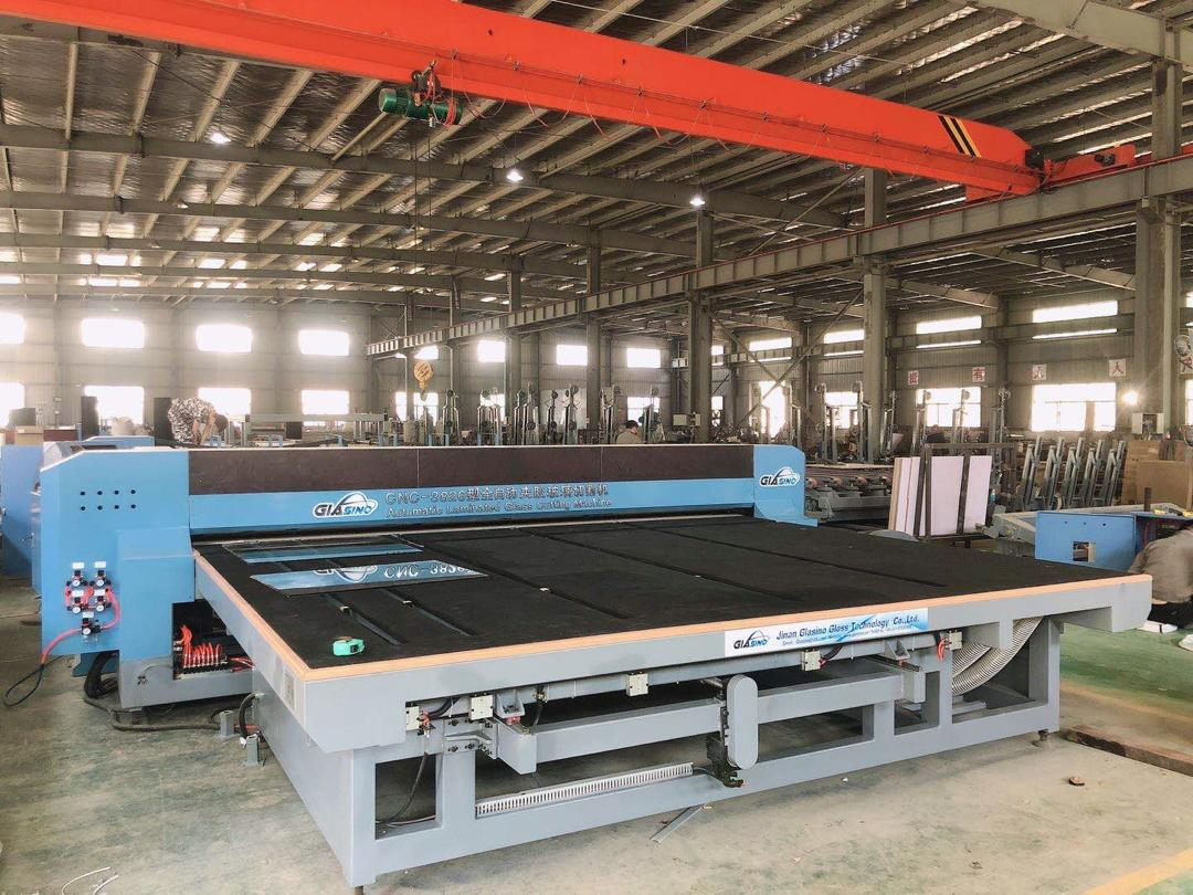 Factory Provide Hot Sale Laminated Glass Cutting Machine Cheap Laminated Glass Cutting Table