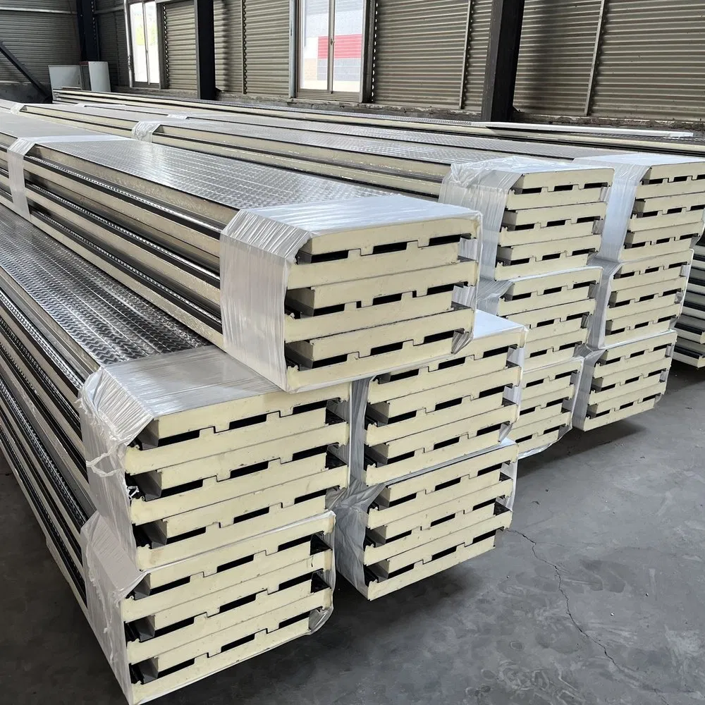 Wind Pressure Resistant Polyurethane Sandwich Insulation Panel for Temporary Mobile Homes