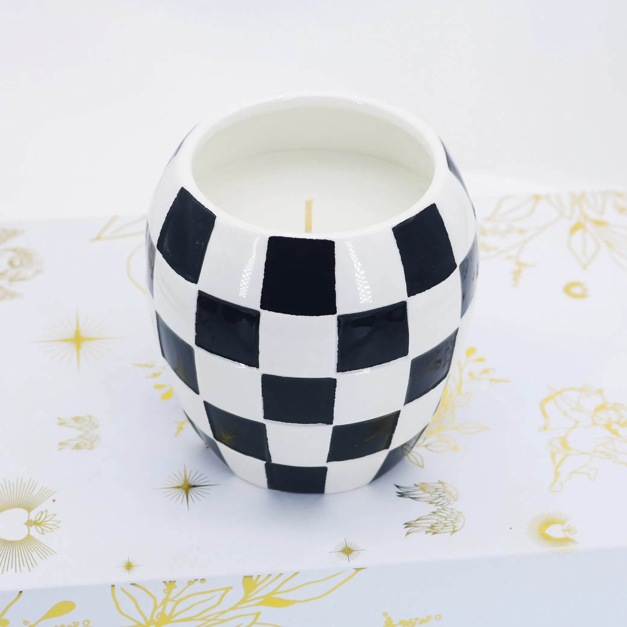 Checkmate 10 Oz Scented Soy Wax Candle