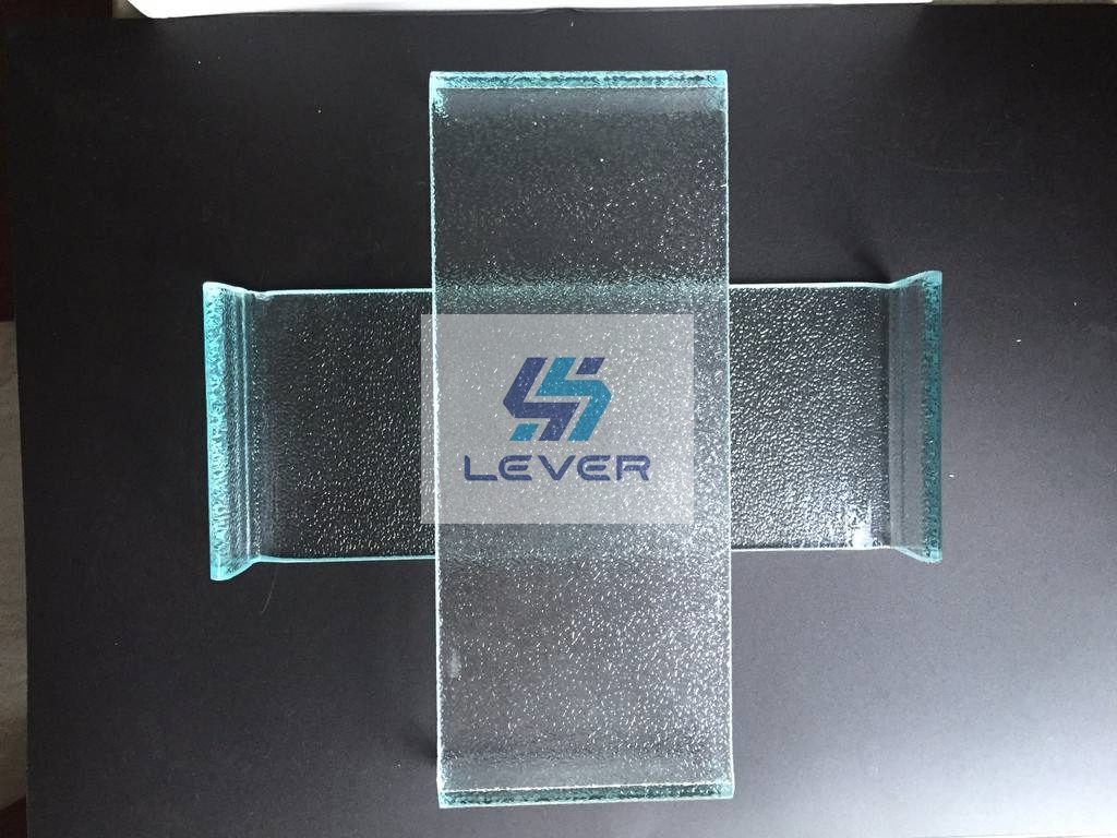 Ultra Clear Glass with U Shape