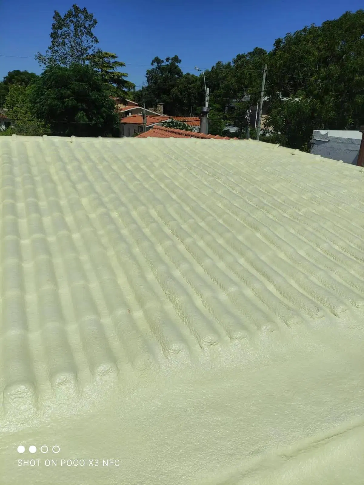 Chinese Factory Open Cell Big Foaming Adjustable Density Internal and External Wall Spraying Chemicals PU Liquid