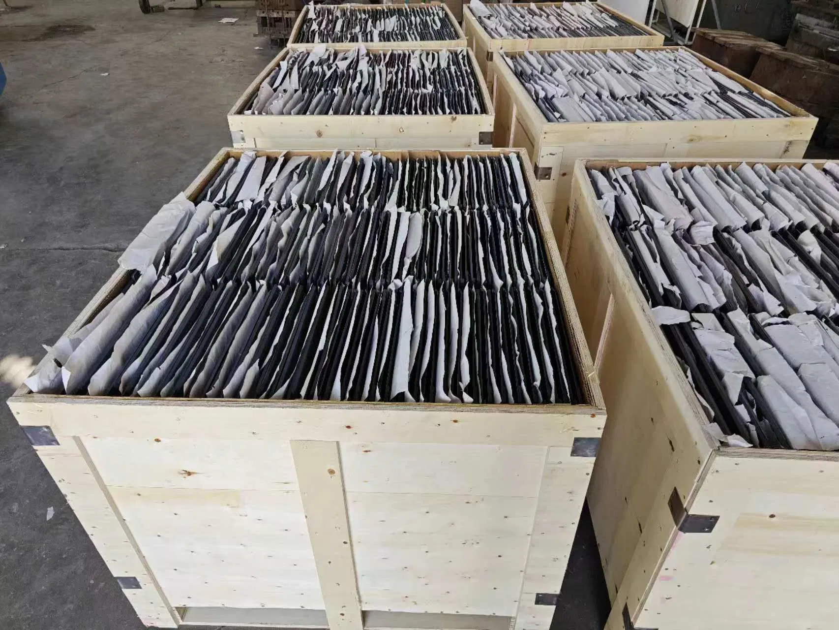 Premium Synthetic Slate Tiles: Elevate Durable Outdoor Spaces with Natural Slate Aesthetics