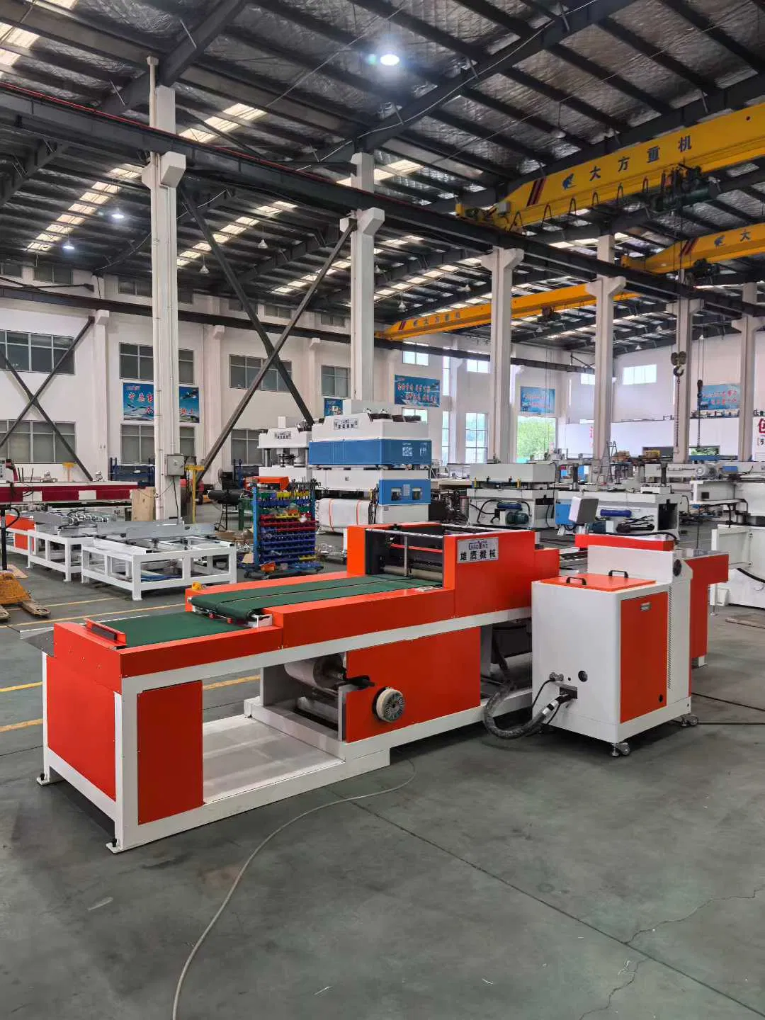 Square Flooring Automatic Adhesive Backed Machine